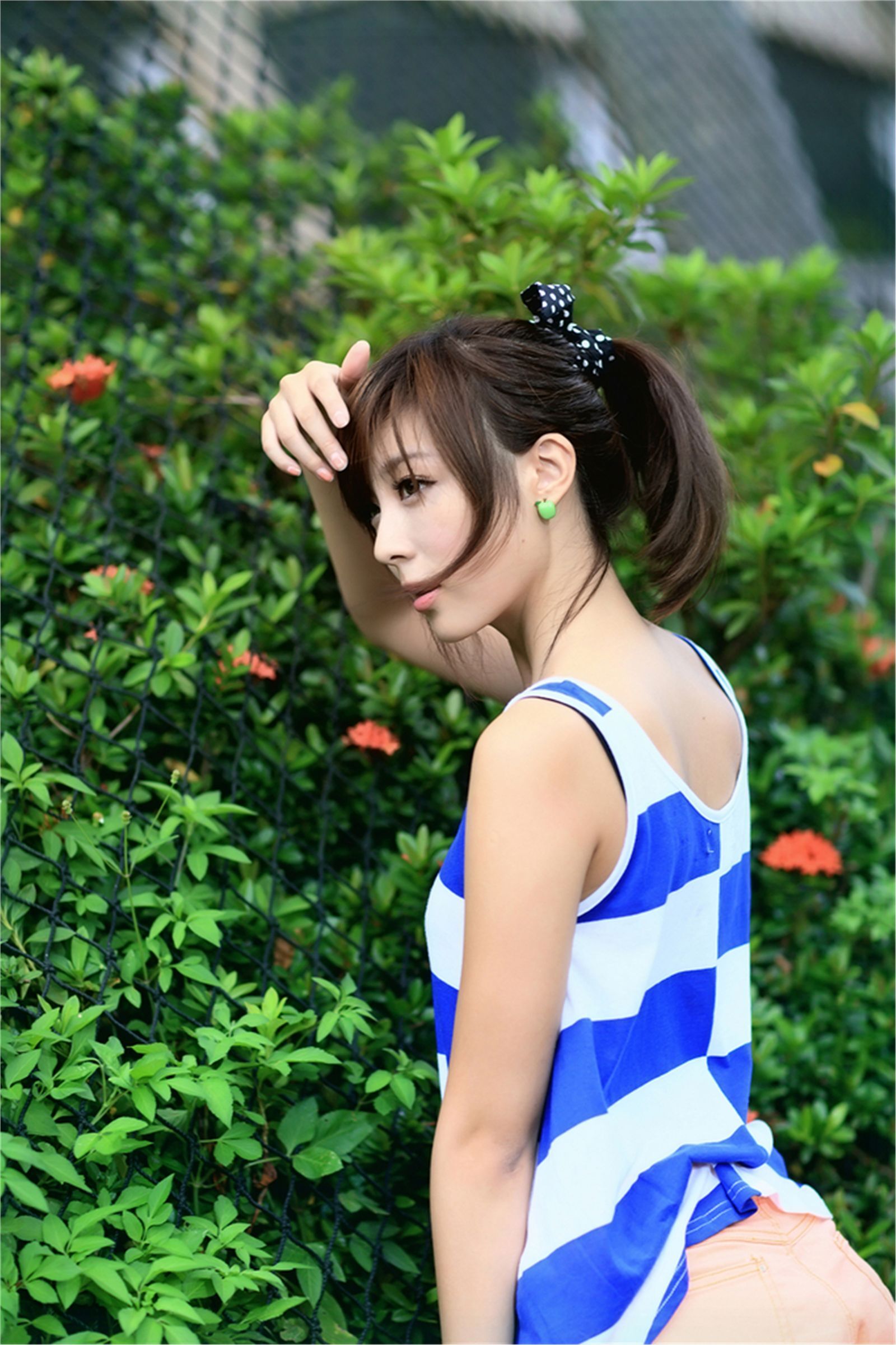 台湾清纯美女Patty 居安新村外拍