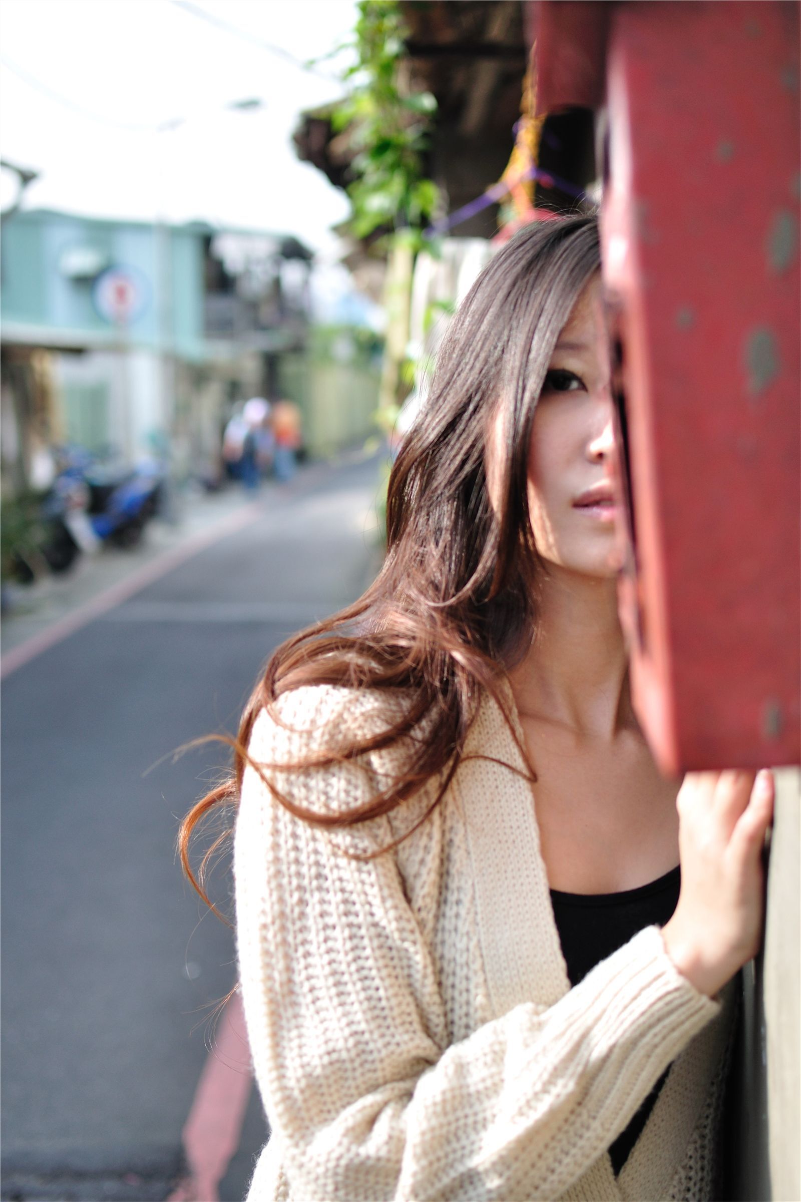 台湾清纯美女 Pink 永春街外拍写真