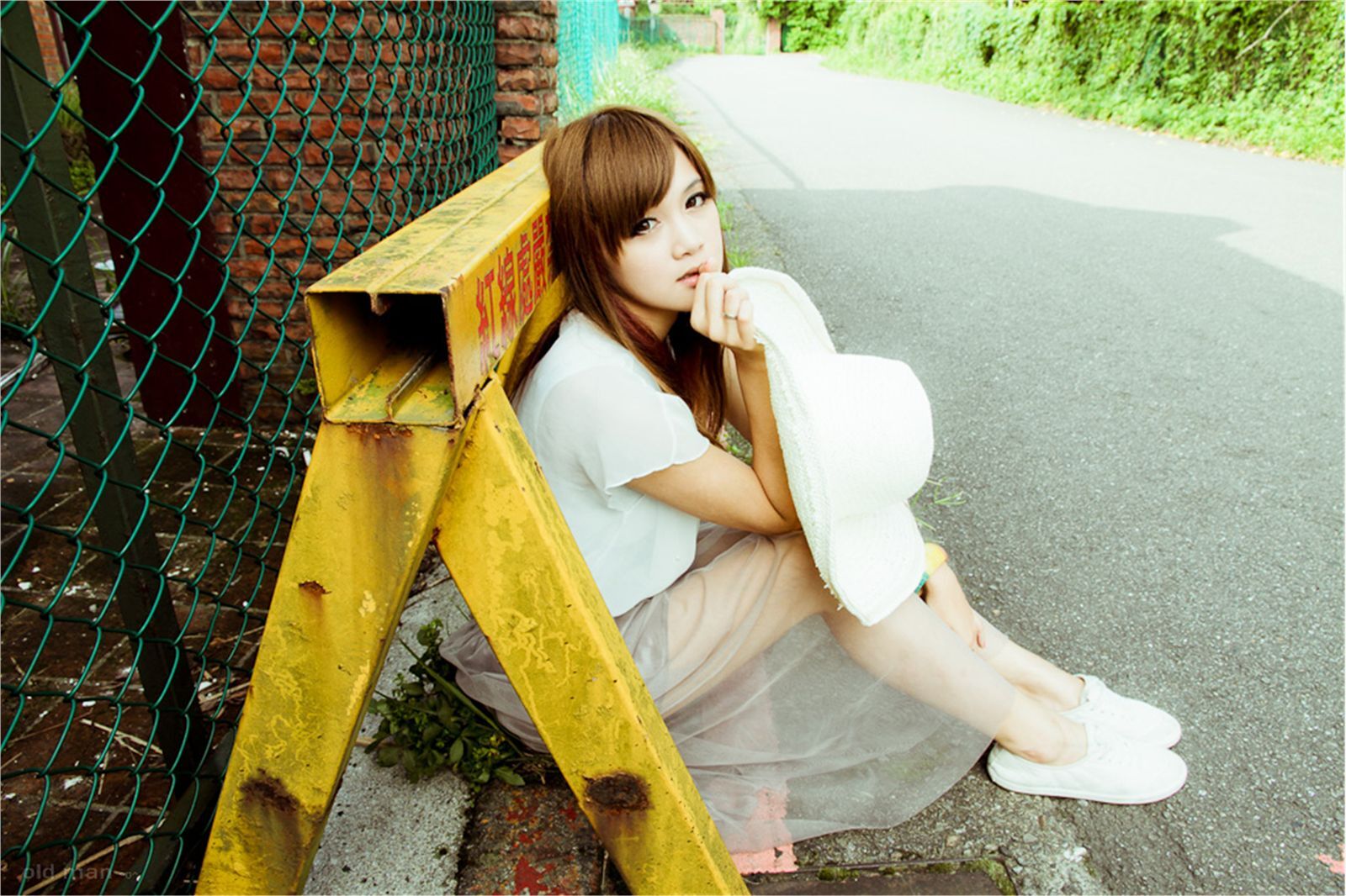 台湾清纯美女維妮 美军宿舍随拍