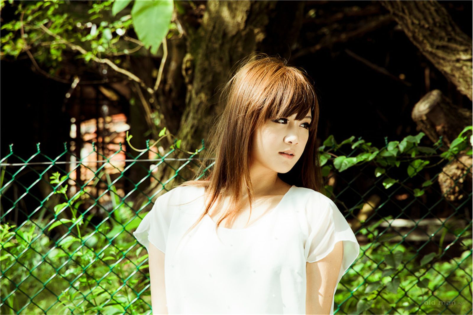 台湾清纯美女維妮 美军宿舍随拍