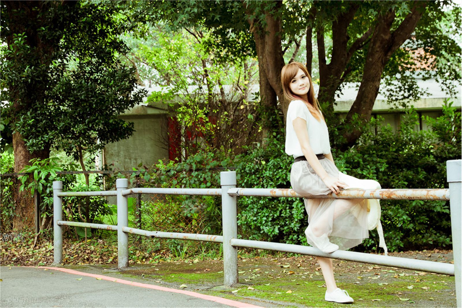 台湾清纯美女維妮 美军宿舍随拍