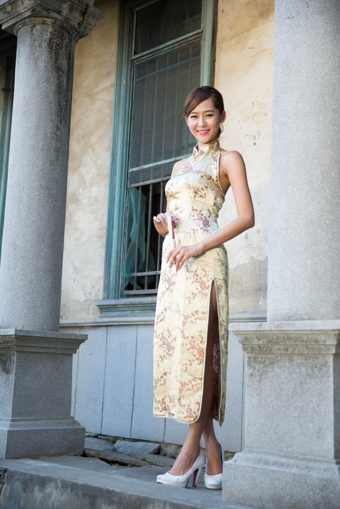 Beautyleg女神-小雪 Winnie 精明一街聚奎居外拍