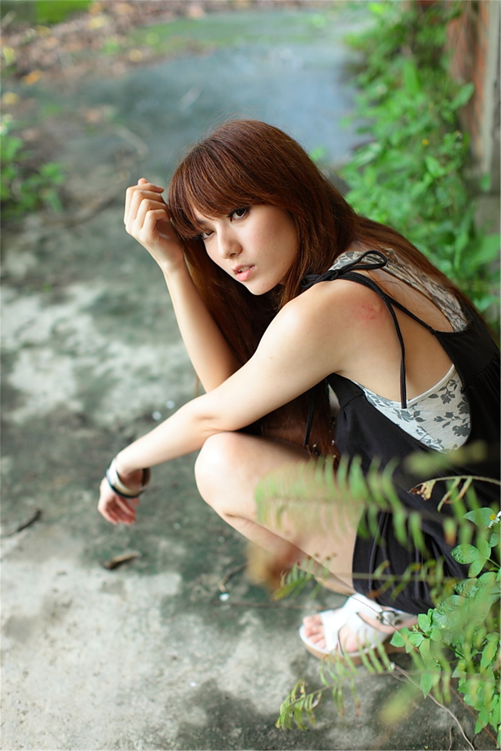 台湾清纯美女小静农场初夏田园风光写真