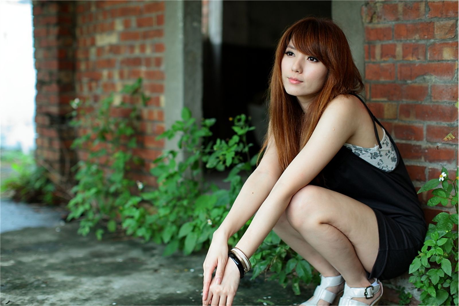 台湾清纯美女小静农场初夏田园风光写真