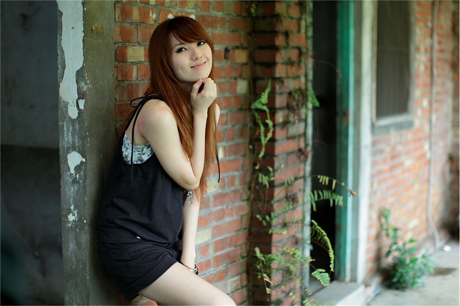 台湾清纯美女小静农场初夏田园风光写真