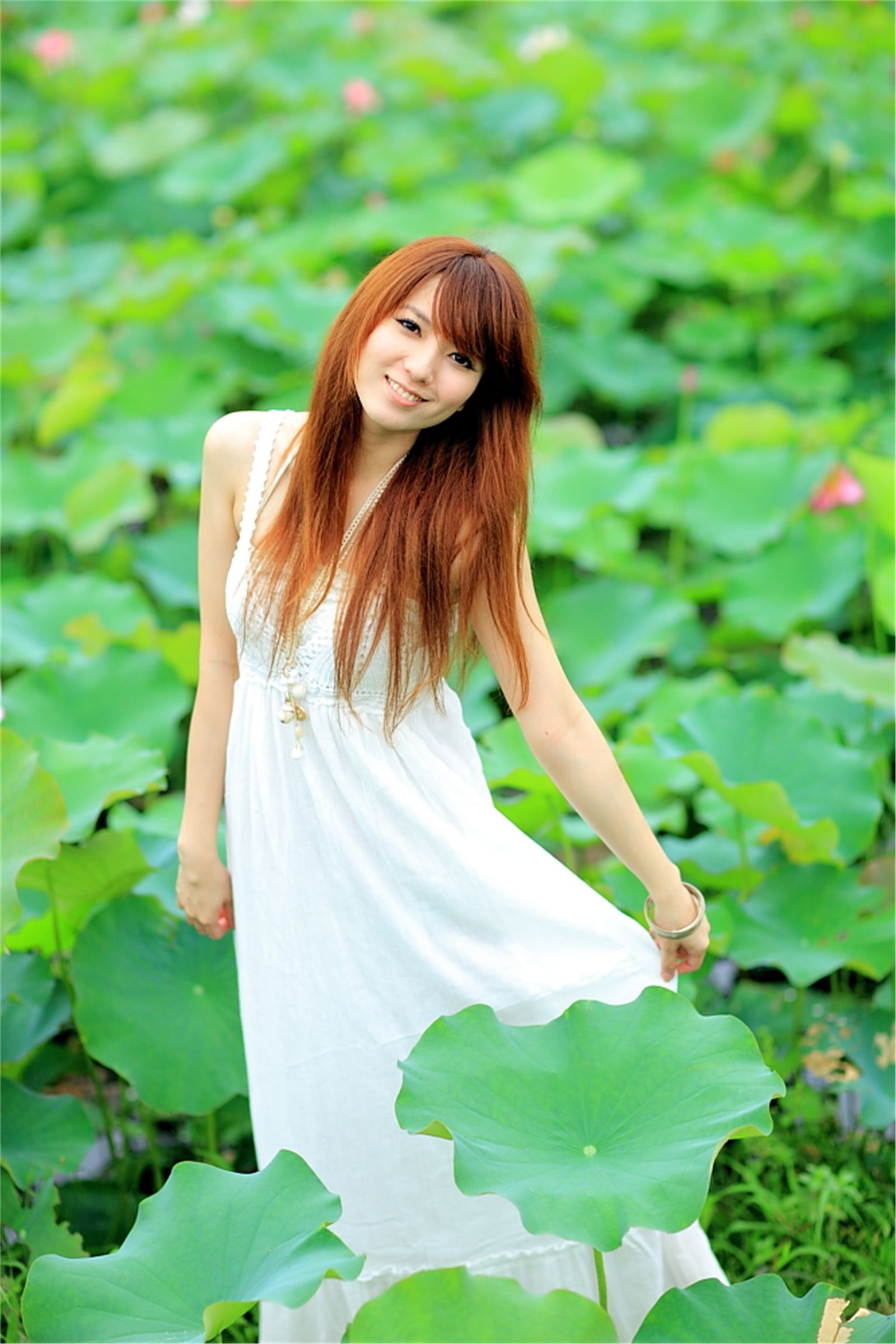 台湾清纯美女小静农场初夏田园风光写真