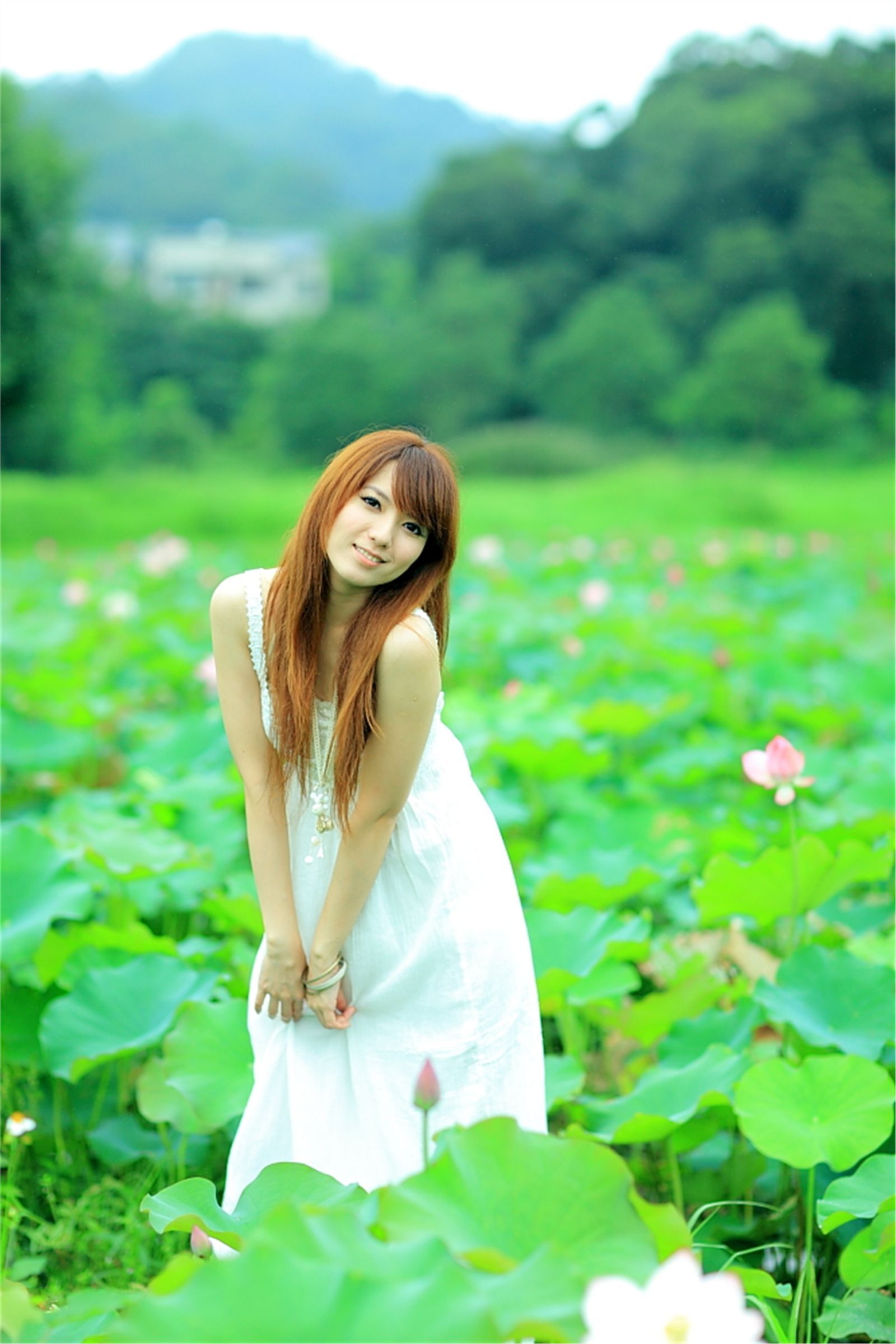 台湾清纯美女小静农场初夏田园风光写真