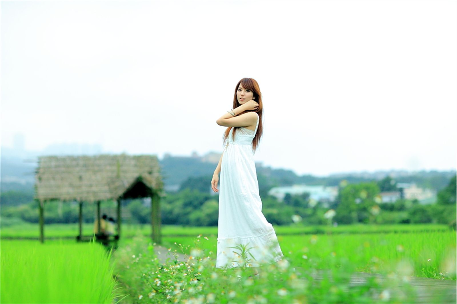 台湾清纯美女小静农场初夏田园风光写真