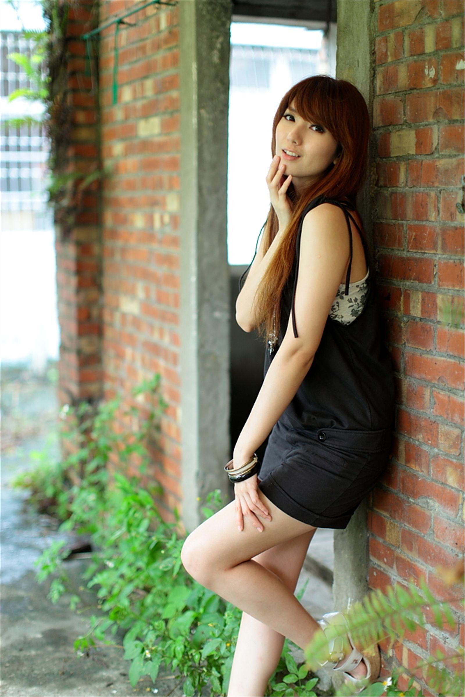 台湾清纯美女小静农场初夏田园风光写真