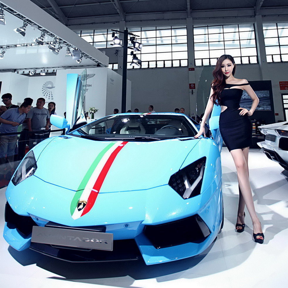 超级辣妹黛欣霓那身材辣性感辣照