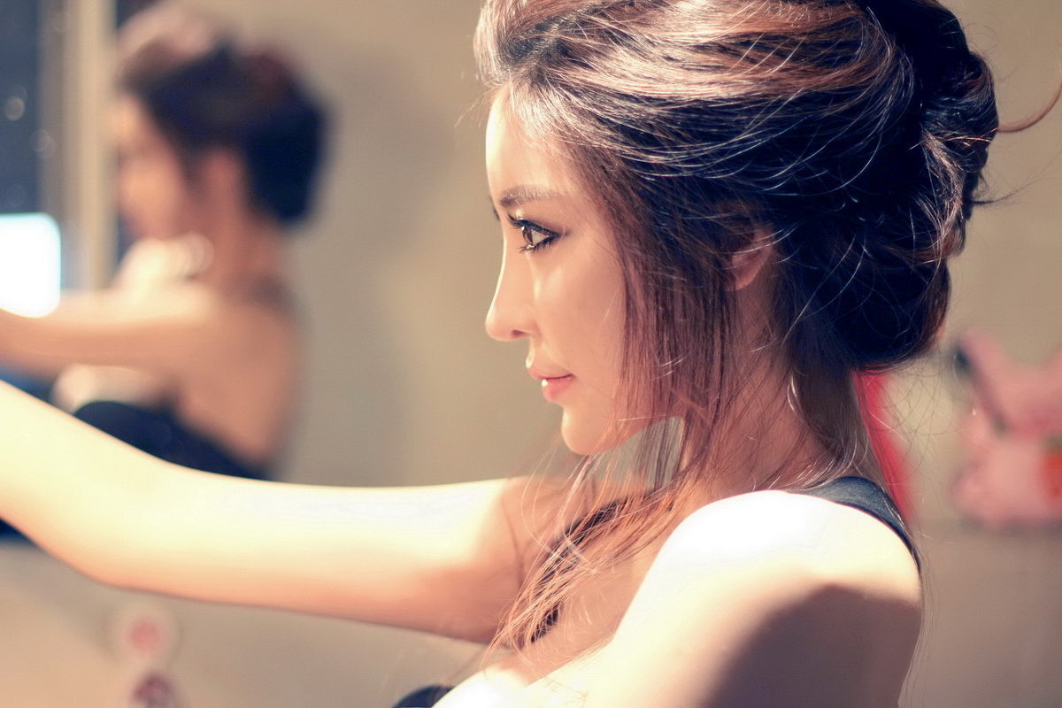 超级辣妹黛欣霓那身材辣性感辣照