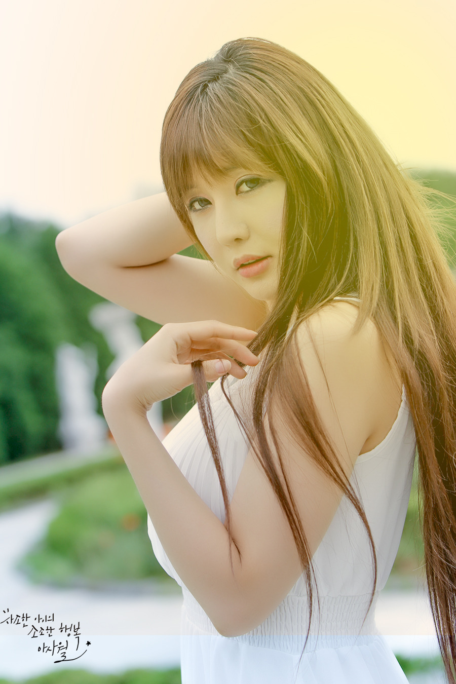 超性感美女车模柳智惠白色长裙外拍