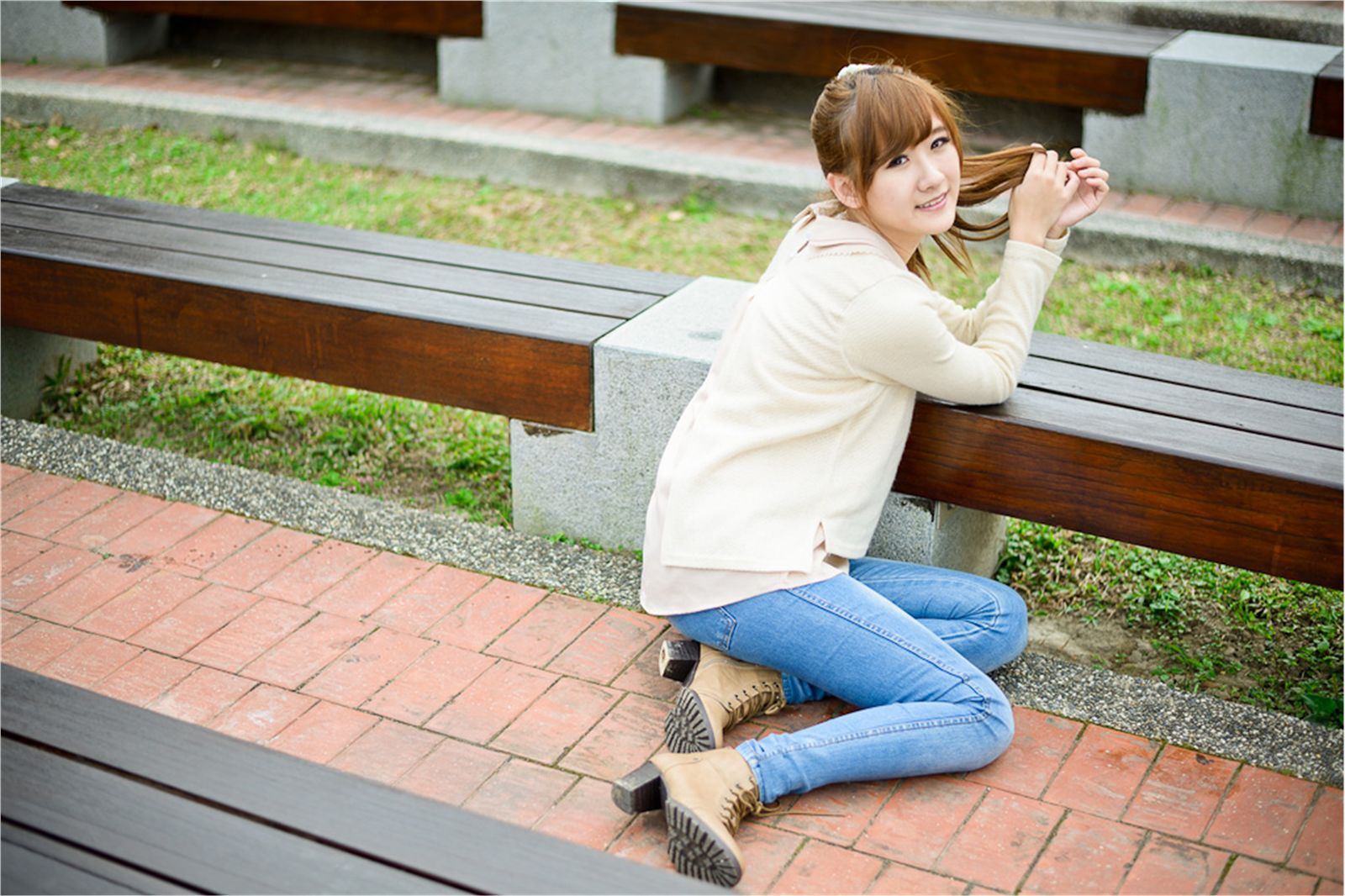 台湾清纯美女 思嫺-台北士林官邸外拍写真