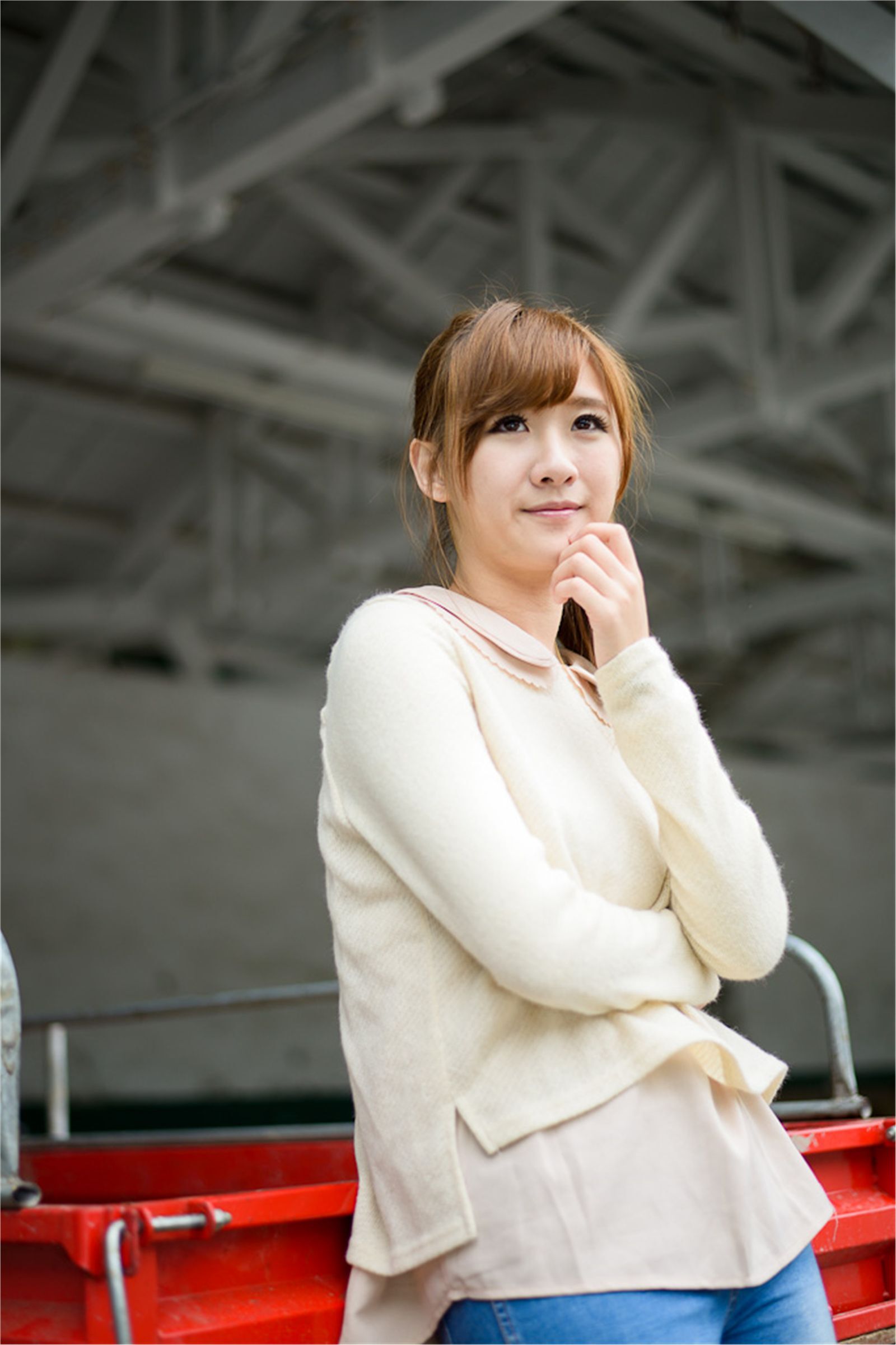 台湾清纯美女 思嫺-台北士林官邸外拍写真