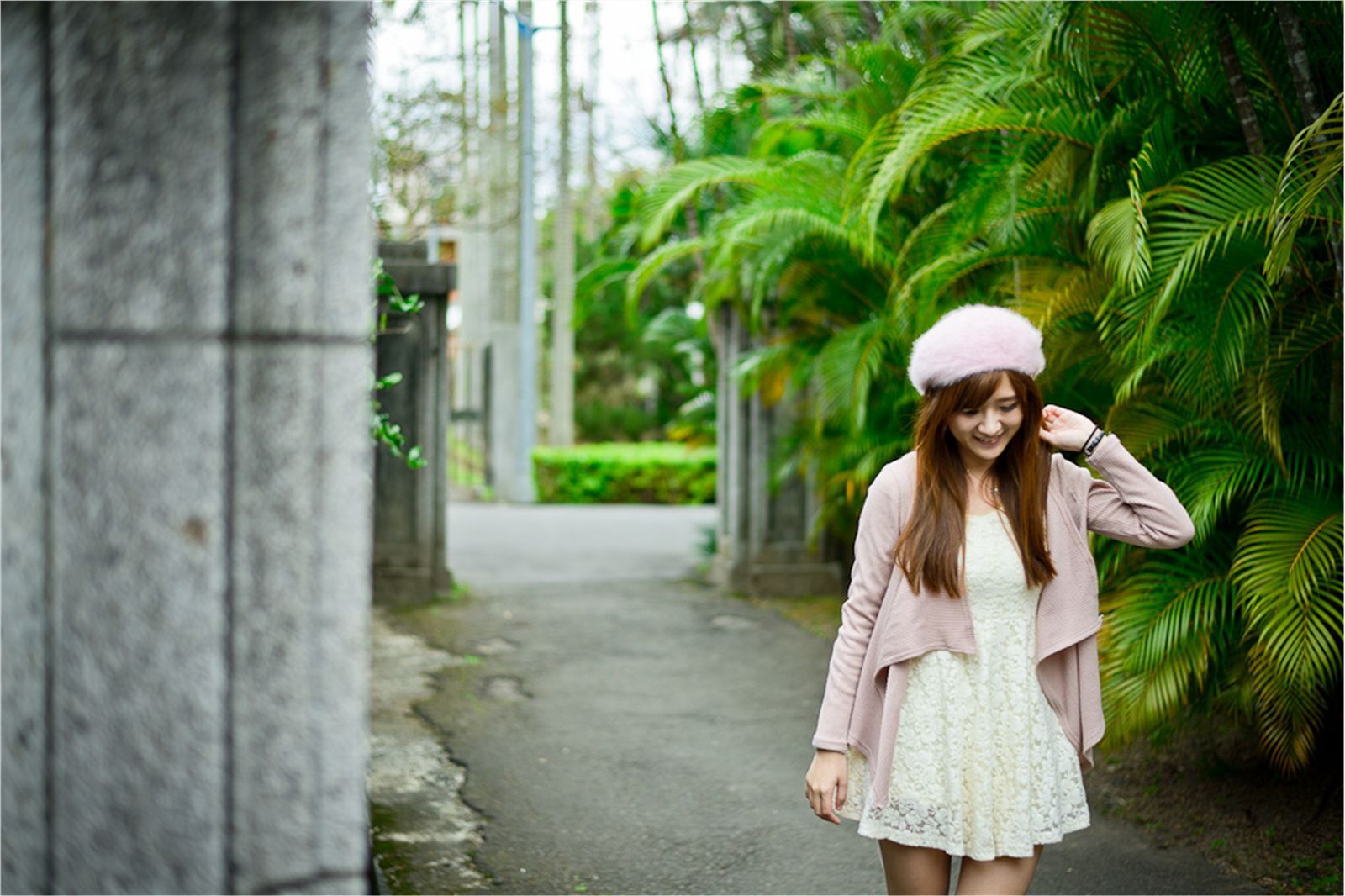 台湾清纯美女 思嫺-台北士林官邸外拍写真