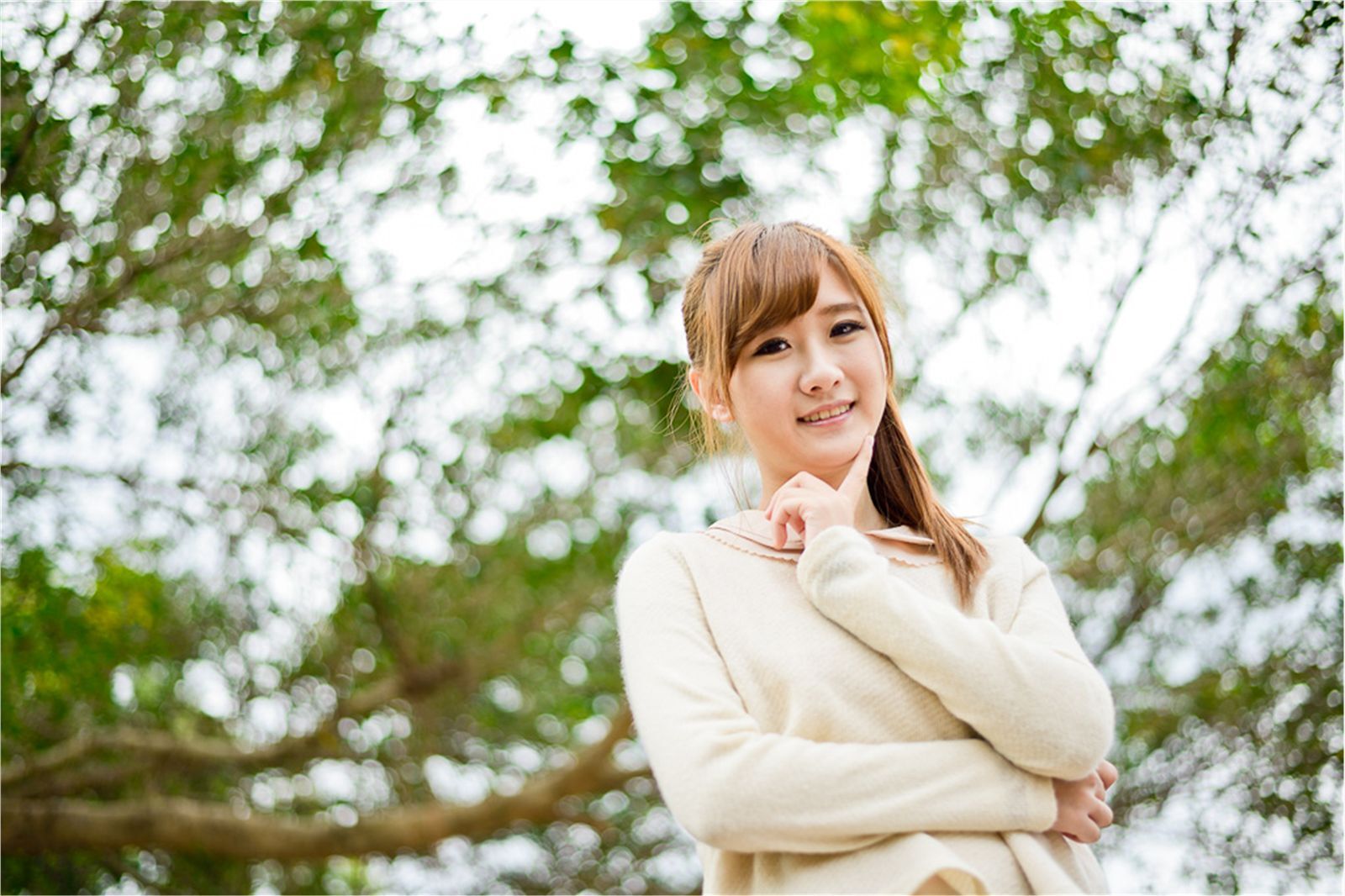 台湾清纯美女 思嫺-台北士林官邸外拍写真