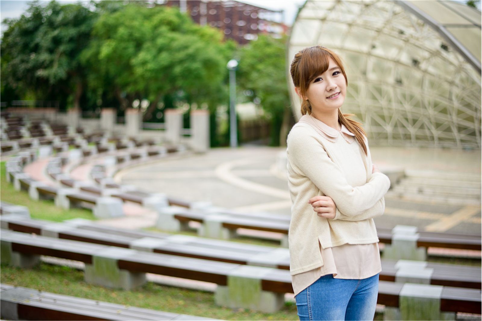 台湾清纯美女 思嫺-台北士林官邸外拍写真