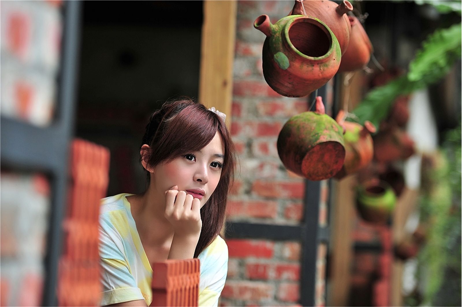 台湾清纯美女-UMI-華山特區外拍