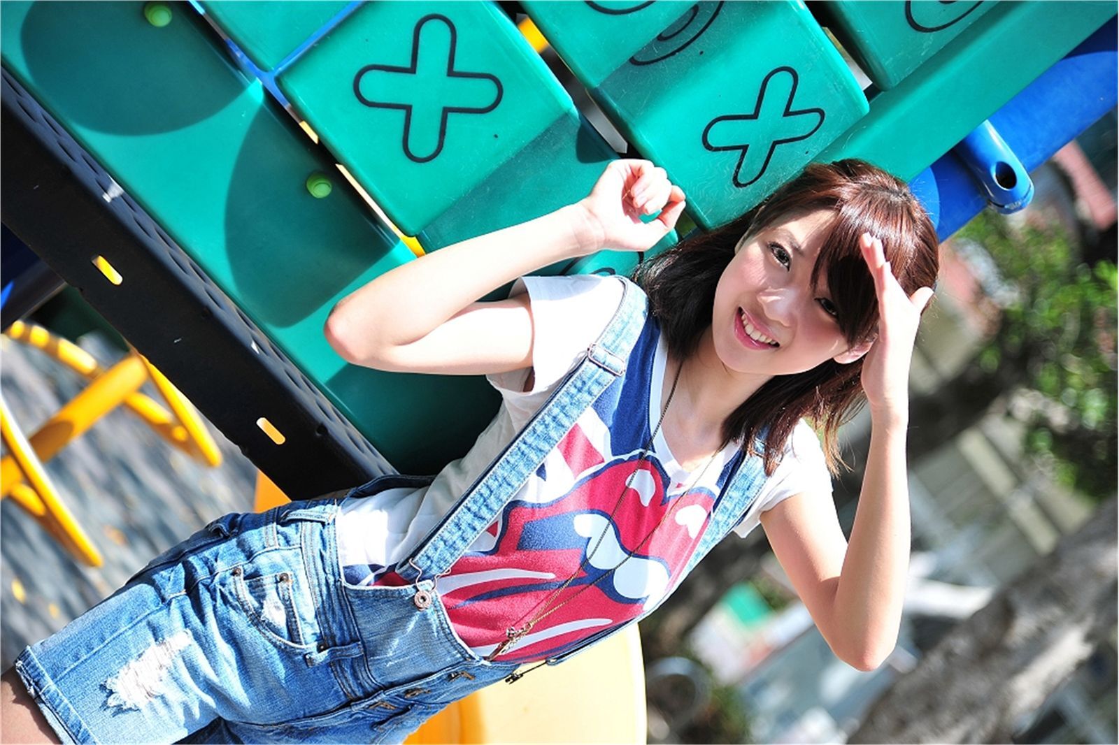 台湾清纯美女-小玉-士林國小外拍