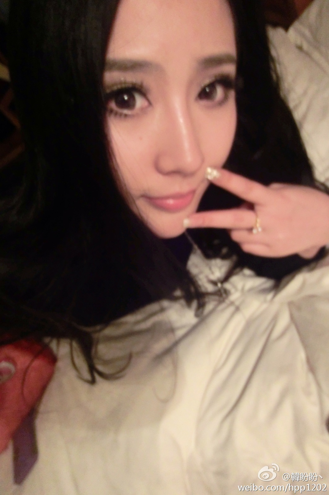 新一代性感车模小天后，风韵十足韩盼盼