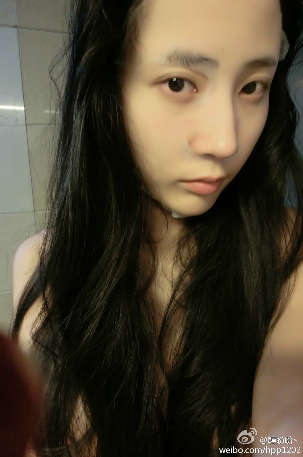 新一代性感车模小天后，风韵十足韩盼盼