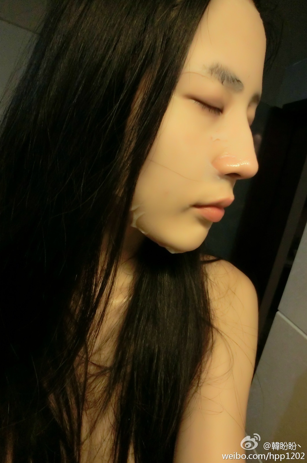 新一代性感车模小天后，风韵十足韩盼盼