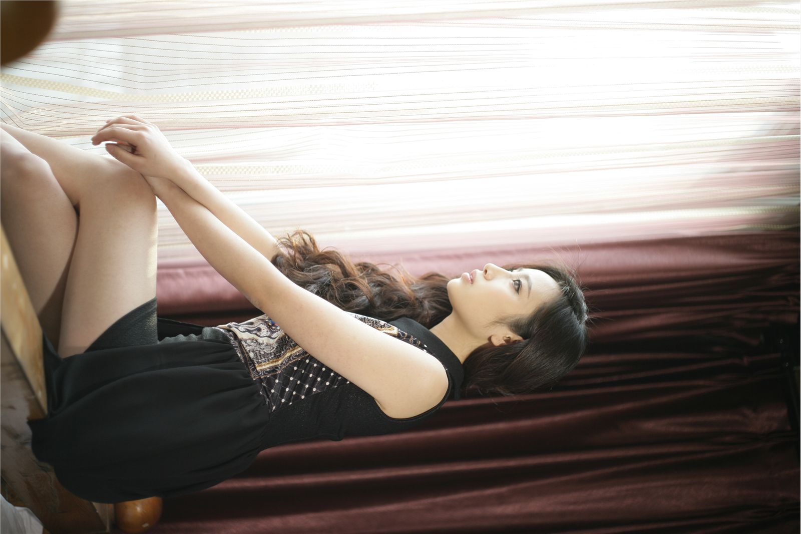 韩子萱 唯美型私拍 第2套