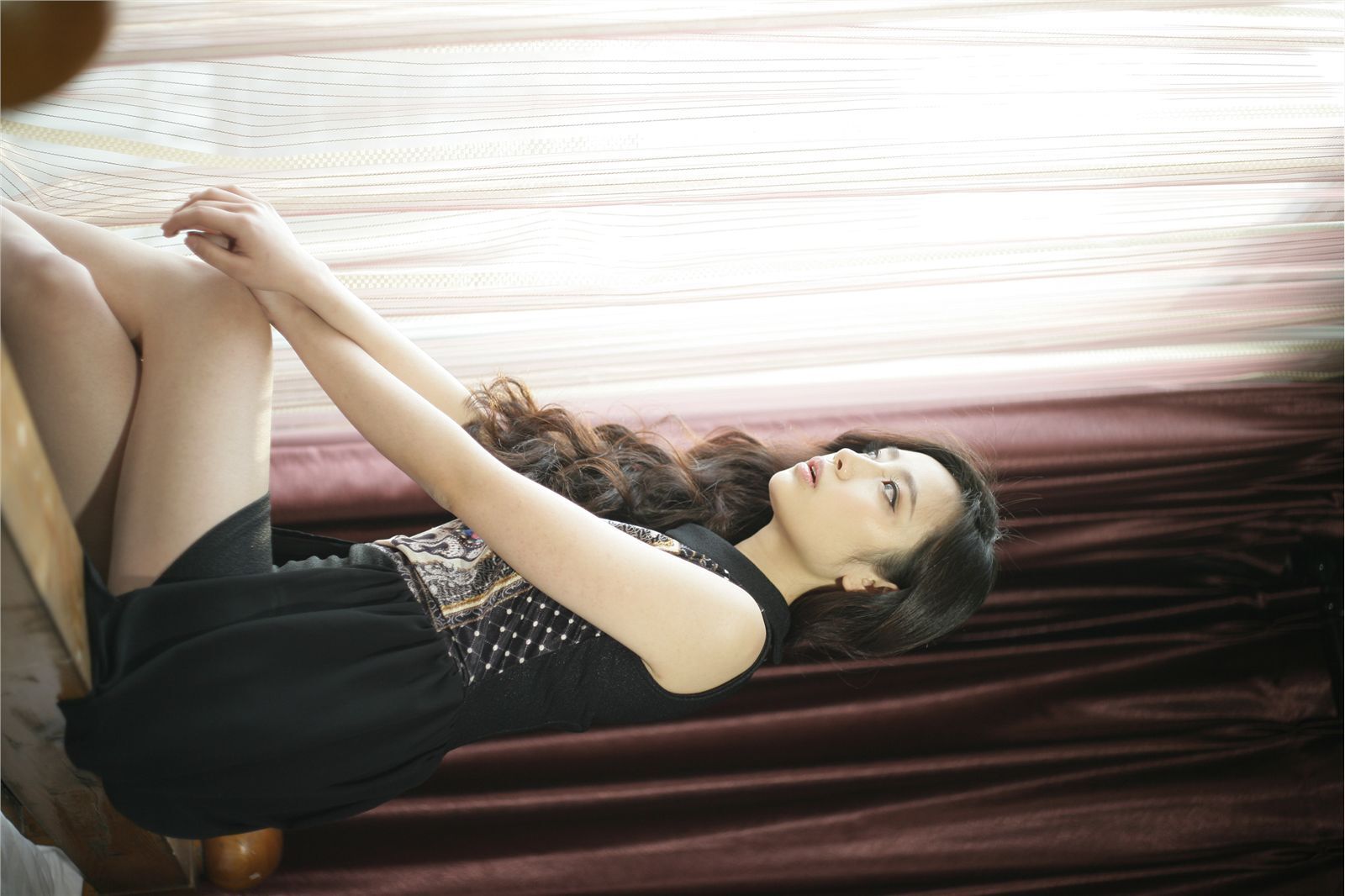 韩子萱 唯美型私拍 第2套