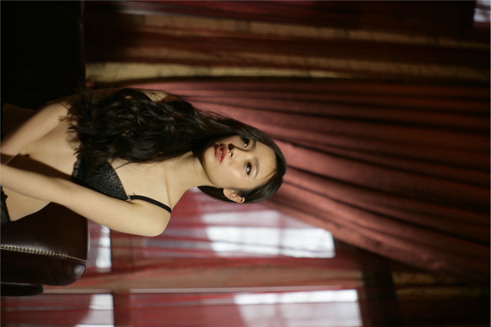 韩子萱 唯美型私拍 第4套