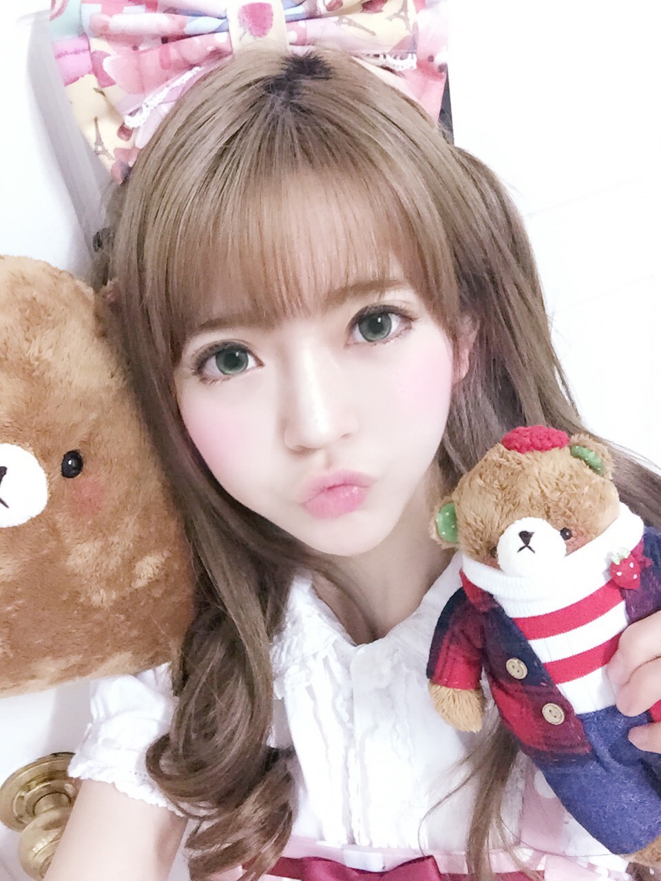 韩国颜值逆天女孩洋娃娃yurisa