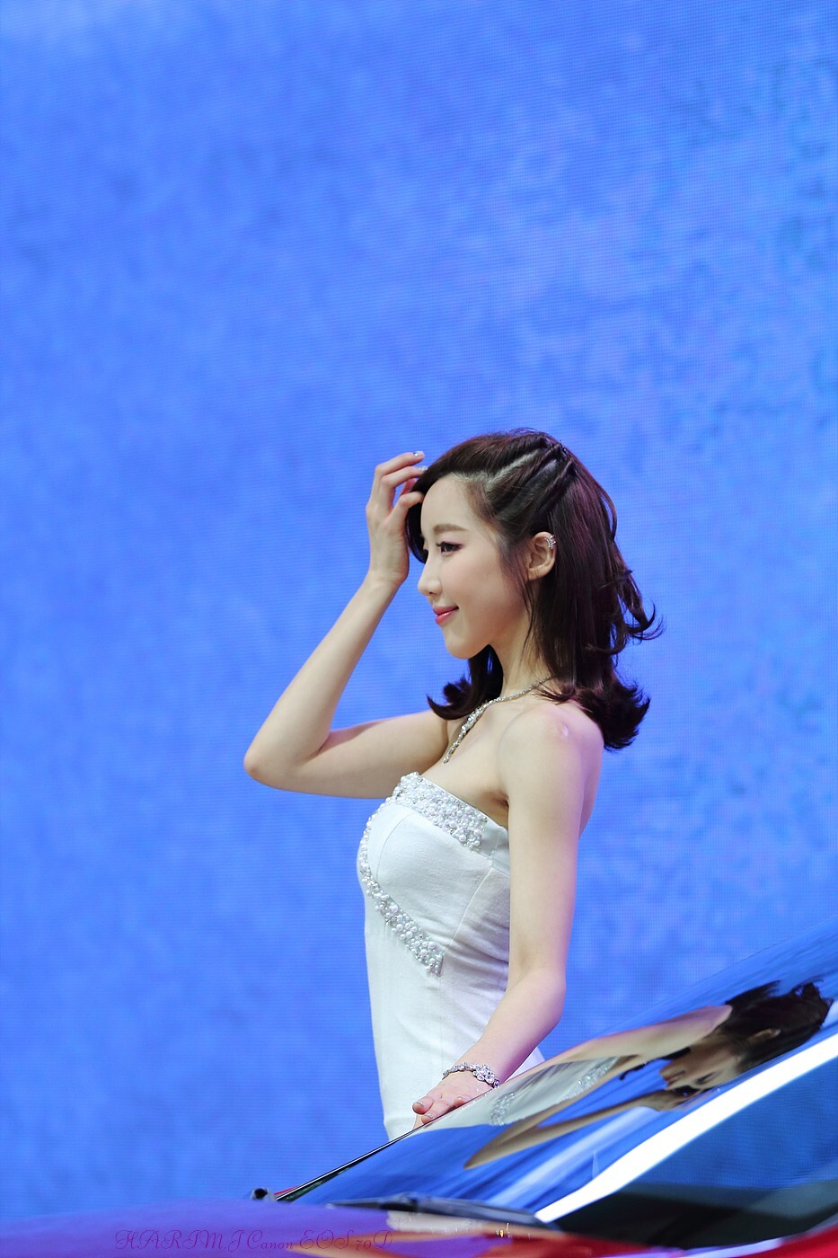 2015韩国国际车展靓丽车模金雅然