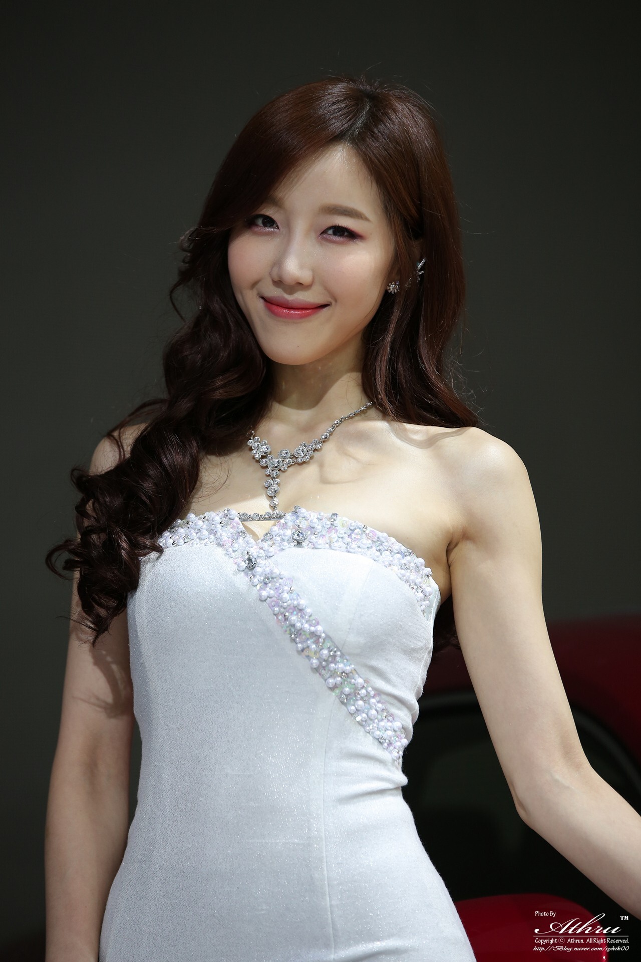 2015韩国国际车展靓丽车模金雅然