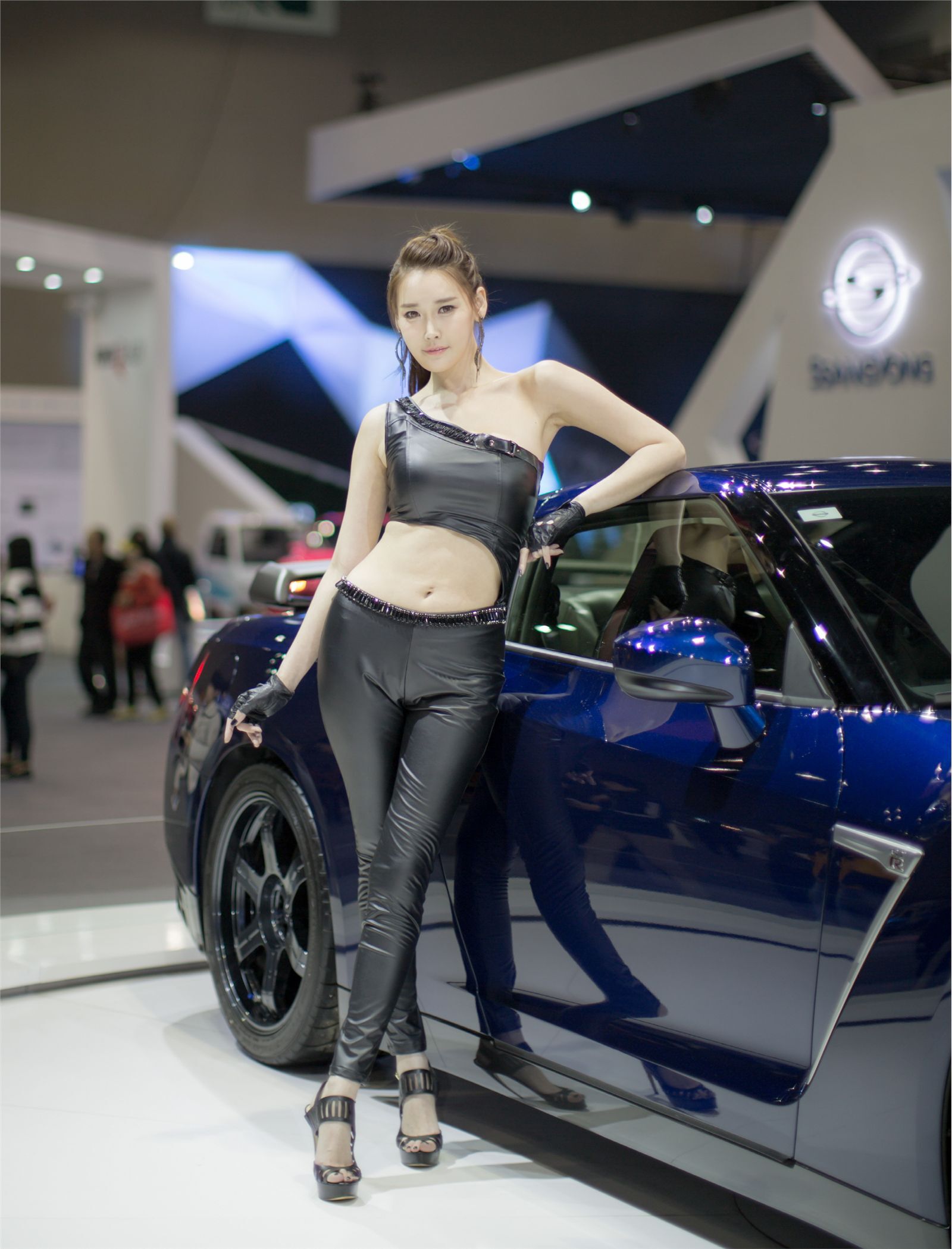 2015韩国国际车展超级车模李晓英