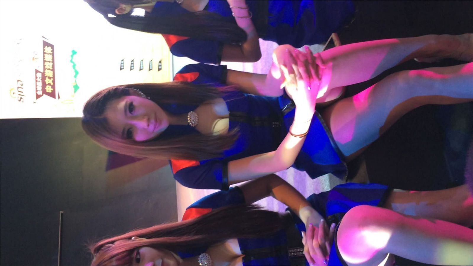 蓝色包臀短裙性感美女模特showgirl可爱唯美