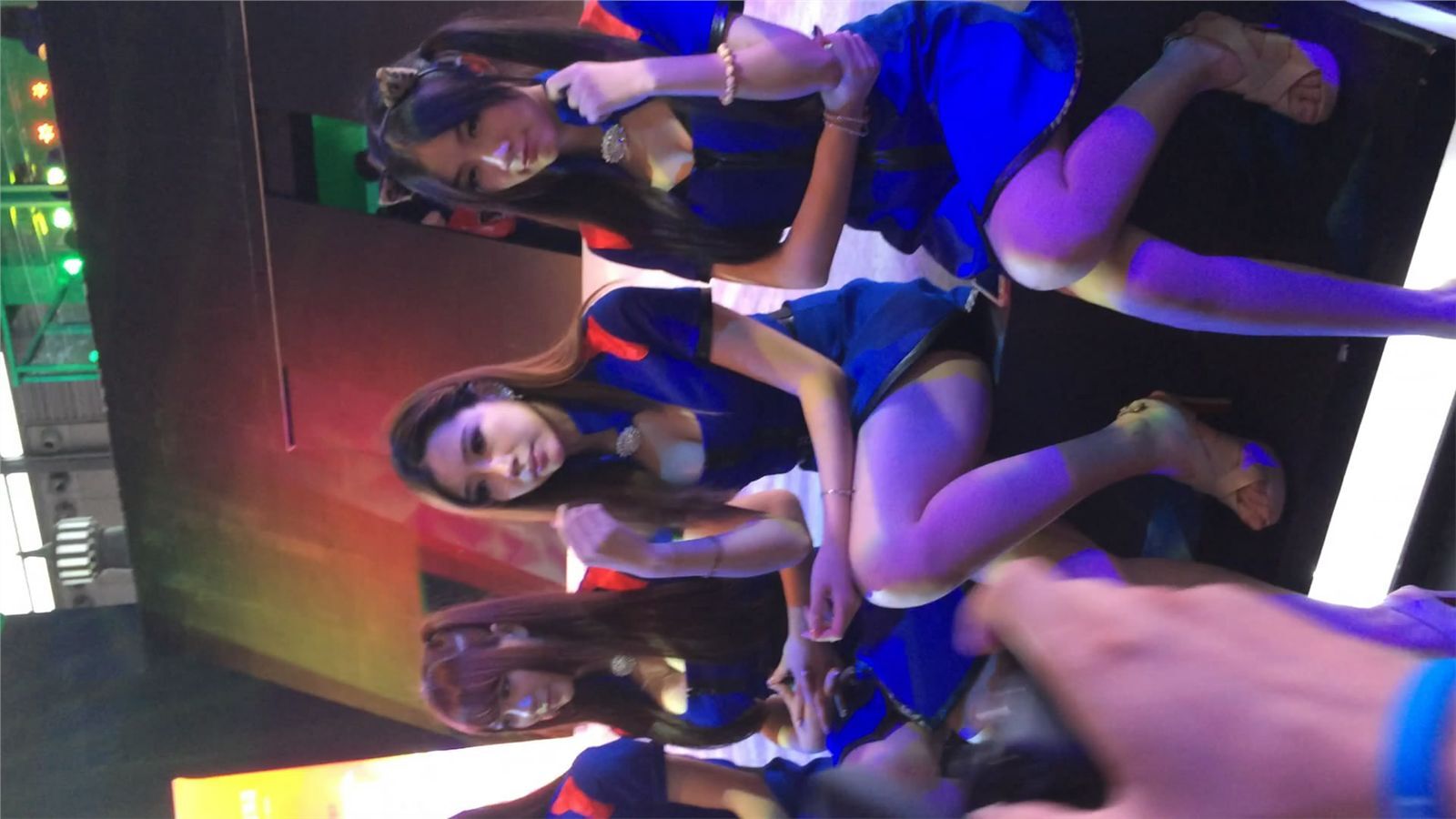 蓝色包臀短裙性感美女模特showgirl可爱唯美