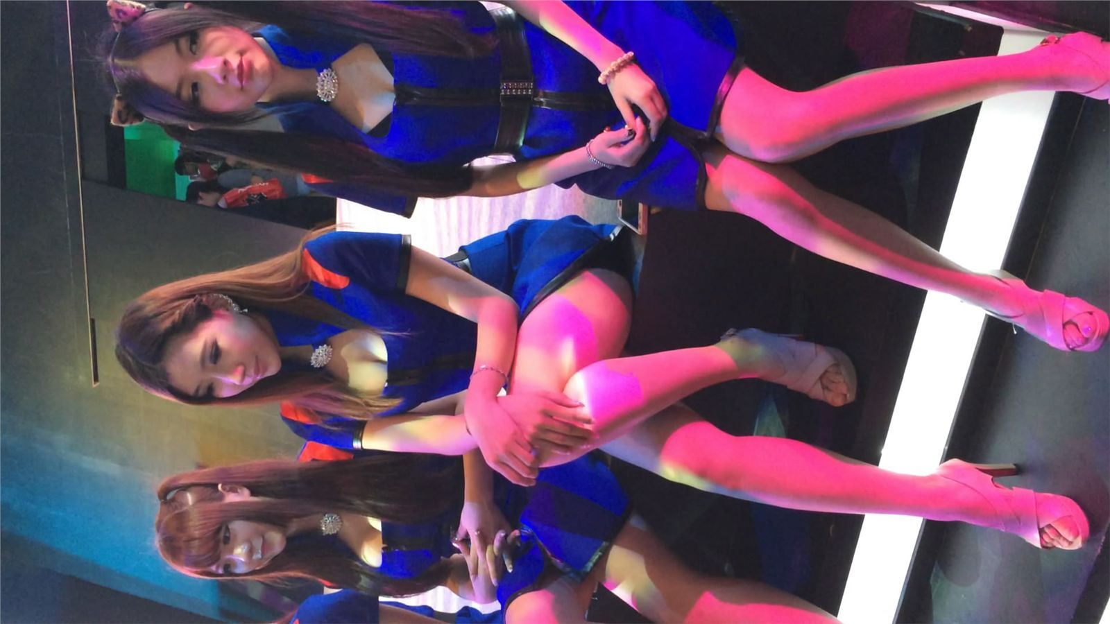 蓝色包臀短裙性感美女模特showgirl可爱唯美