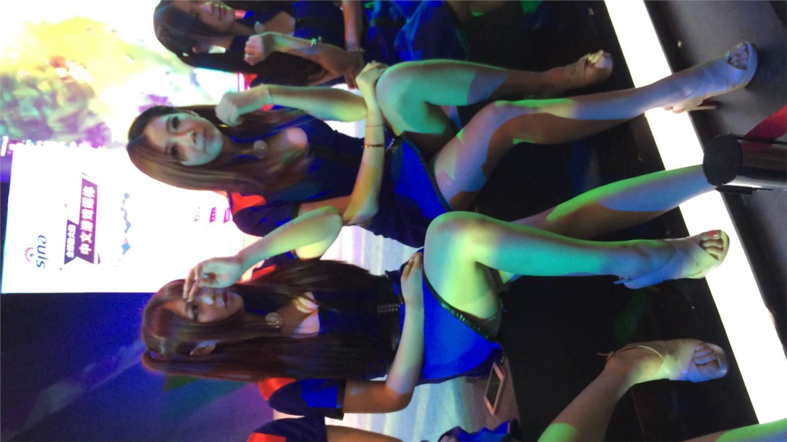 蓝色包臀短裙性感美女模特showgirl可爱唯美