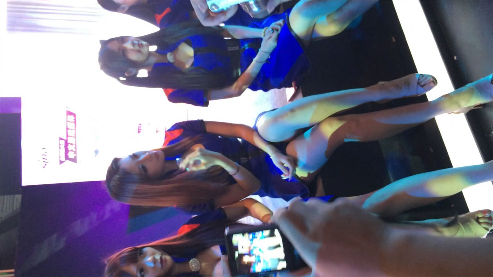 蓝色包臀短裙性感美女模特showgirl可爱唯美