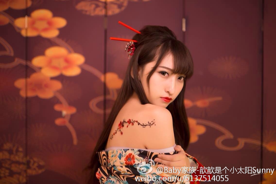 Baby家族-刘郁歆Sunny微博图集