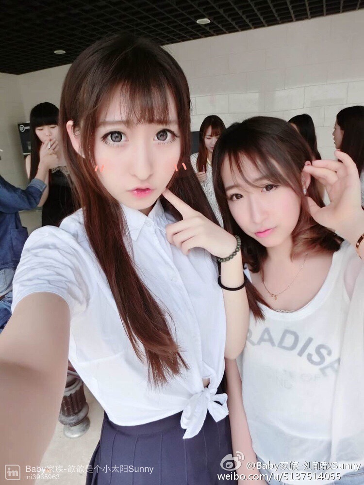 Baby家族-刘郁歆Sunny微博图集