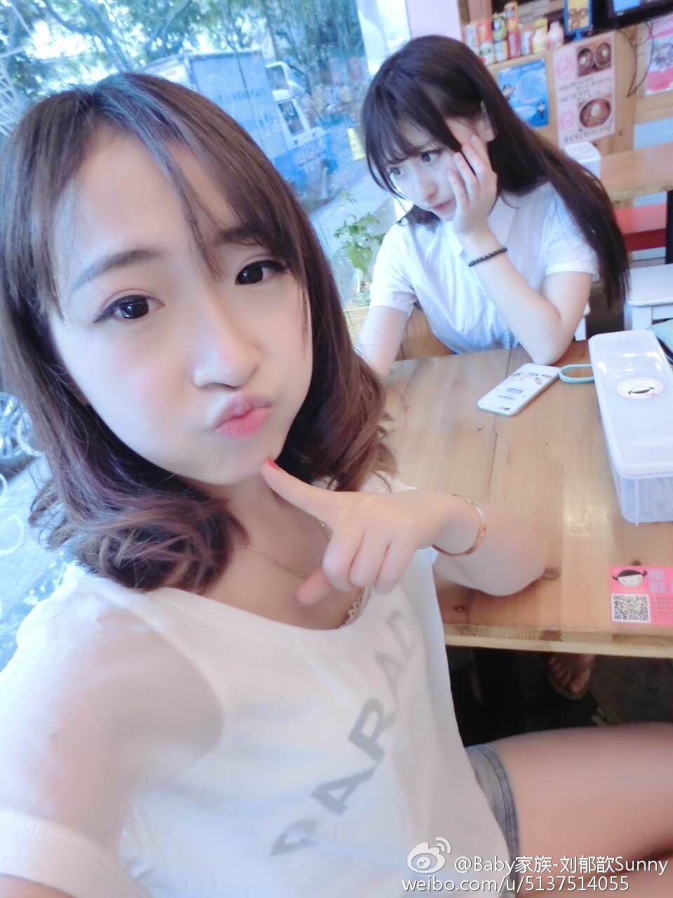 Baby家族-刘郁歆Sunny微博图集