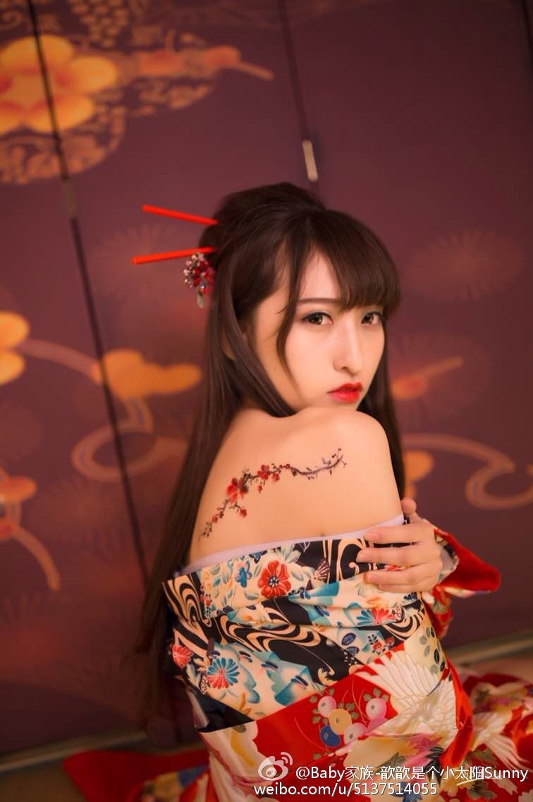 Baby家族-刘郁歆Sunny微博图集