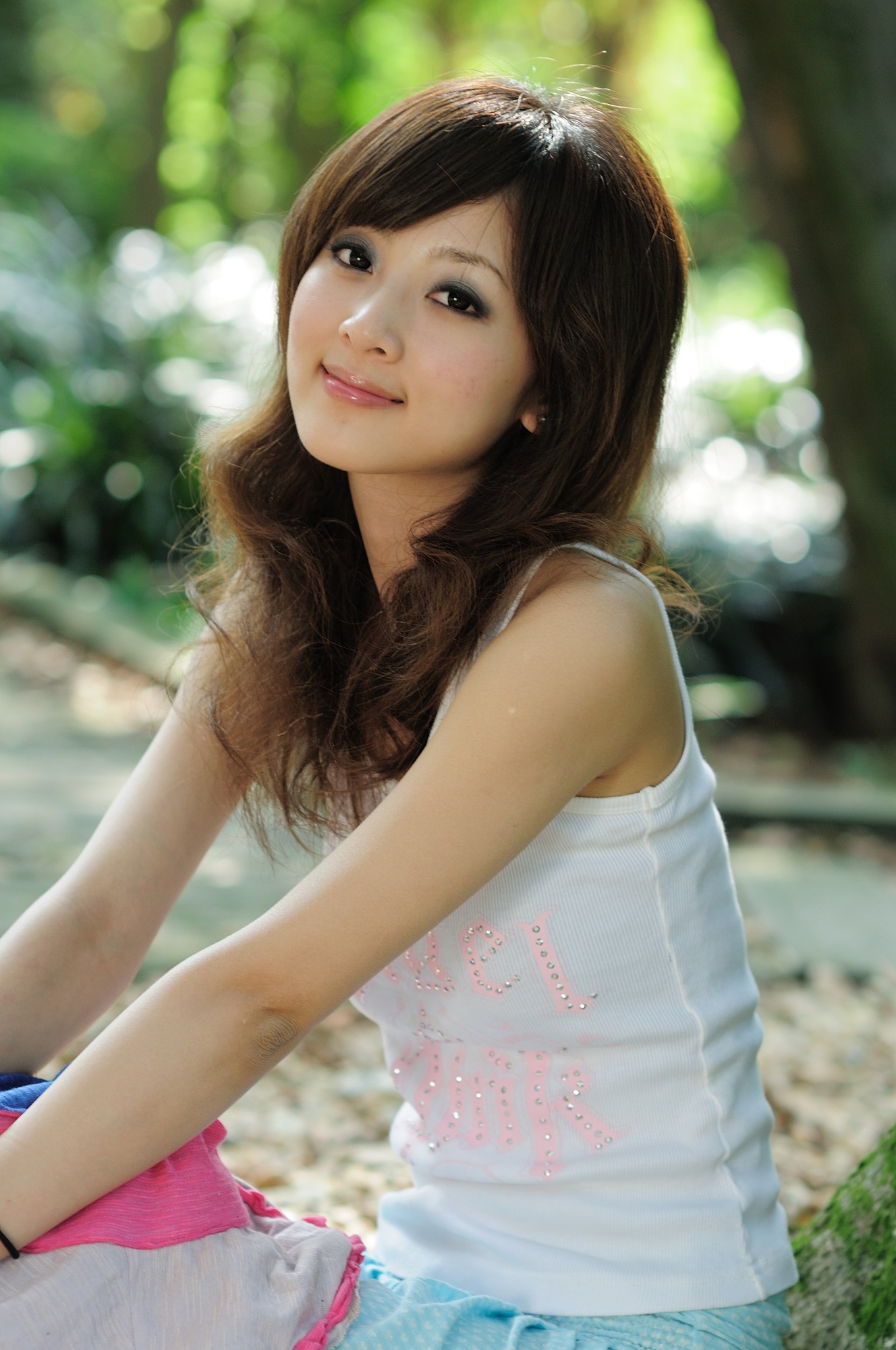 台湾清纯美女果子MM张凯洁@陽明山美軍宿舍1