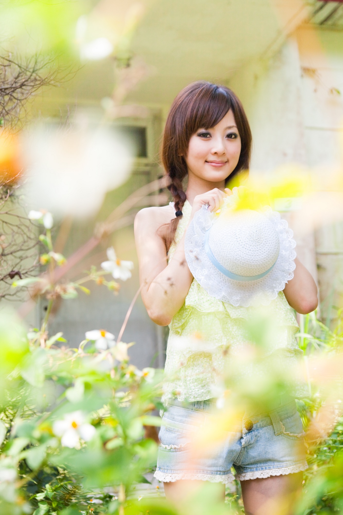 台湾清纯美女果子MM张凯洁@陽明山美軍宿舍2