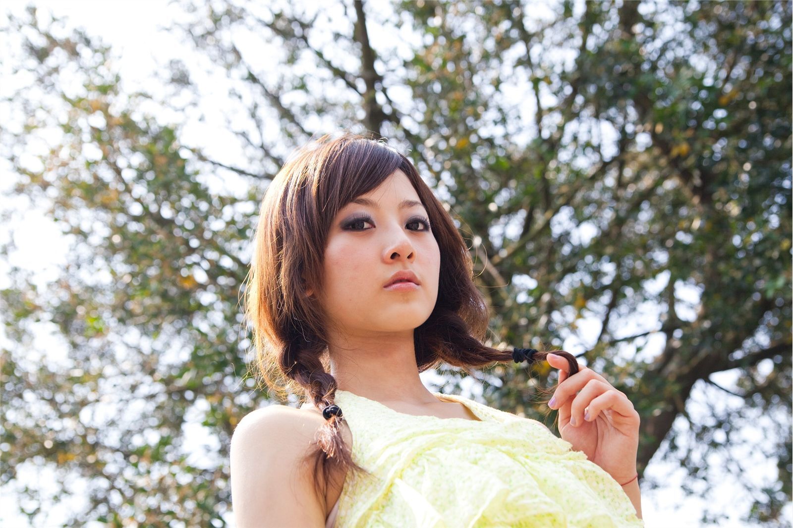 台湾清纯美女果子MM张凯洁@陽明山美軍宿舍2