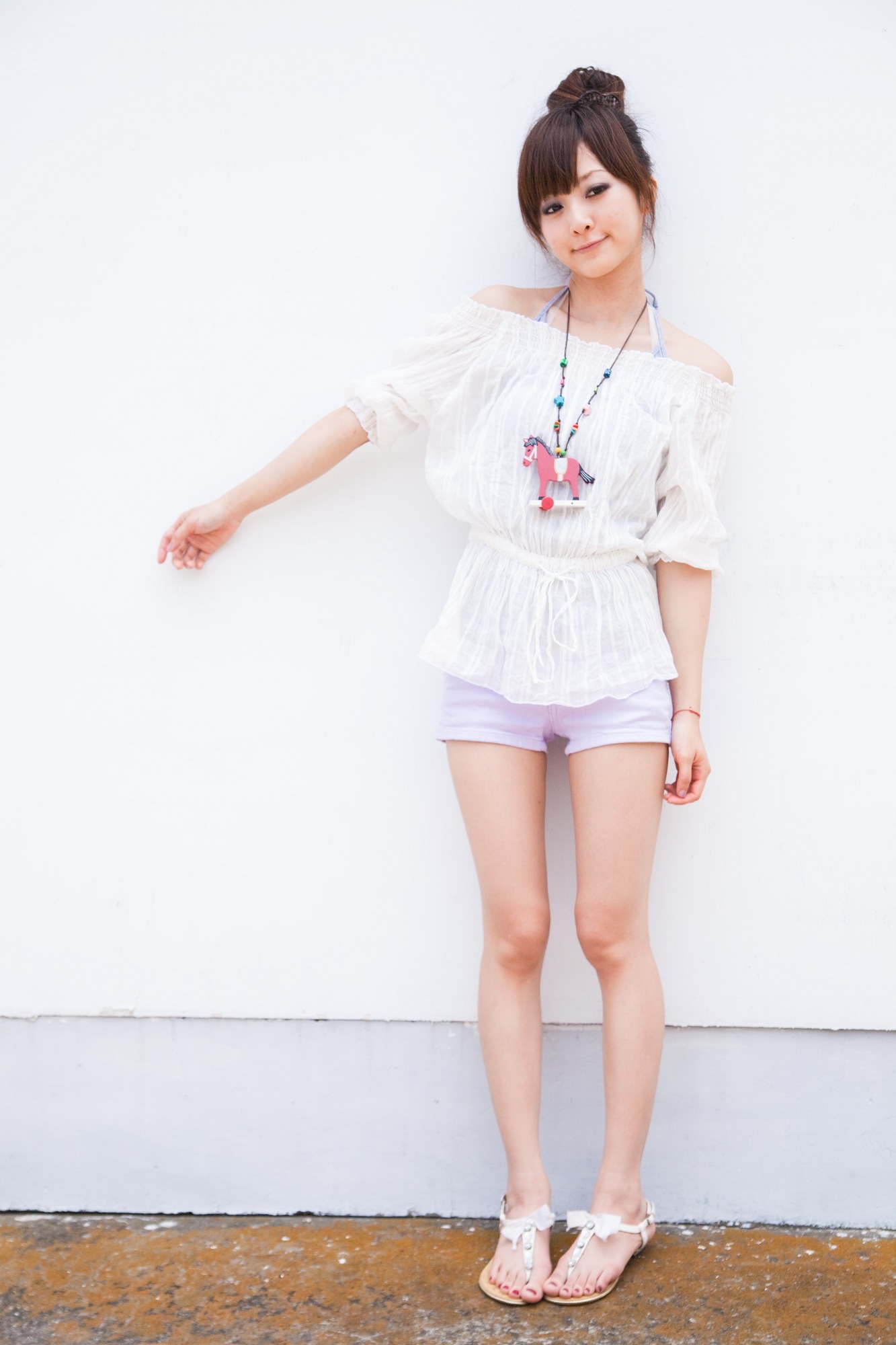 台湾清纯美女果子MM张凯洁@陽明山美軍宿舍2