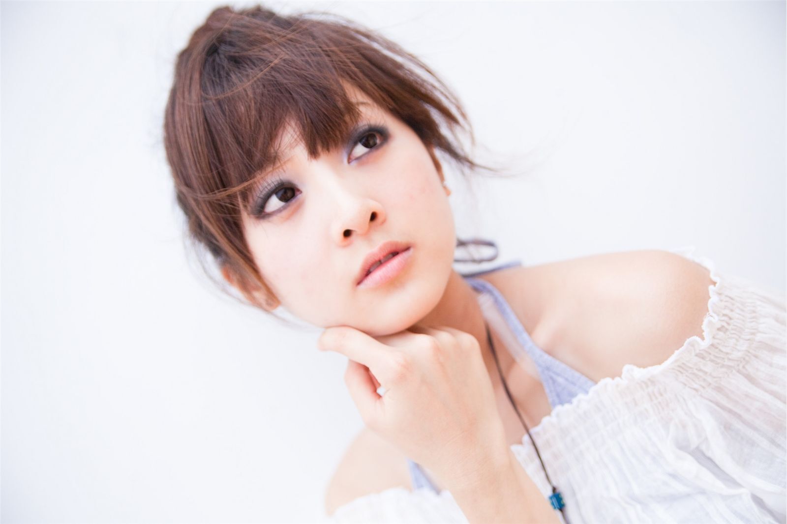 台湾清纯美女果子MM张凯洁@陽明山美軍宿舍2