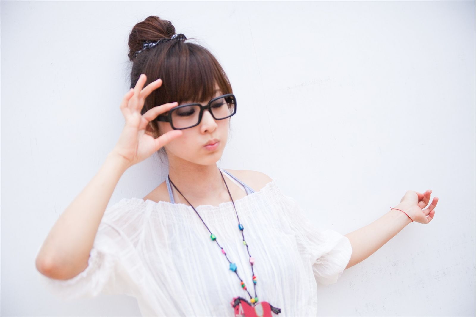 台湾清纯美女果子MM张凯洁@陽明山美軍宿舍2