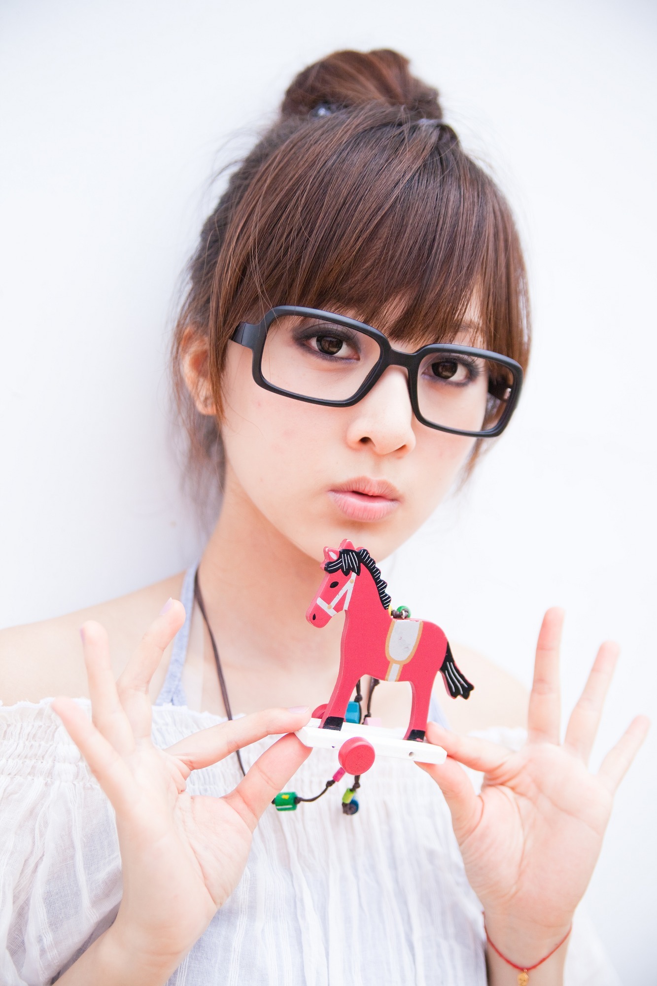 台湾清纯美女果子MM张凯洁@陽明山美軍宿舍2