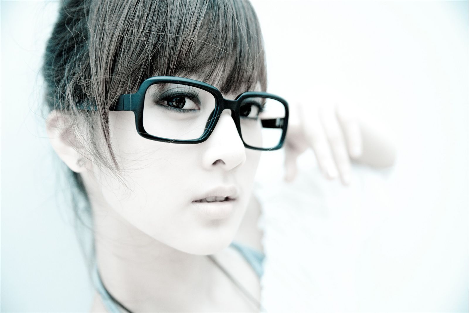 台湾清纯美女果子MM张凯洁@陽明山美軍宿舍2